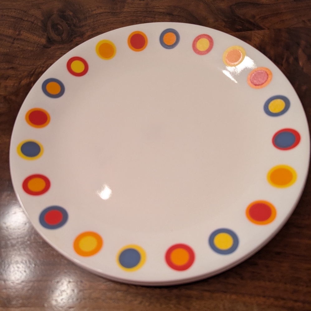 Corelle dinner plates set/4 big dots